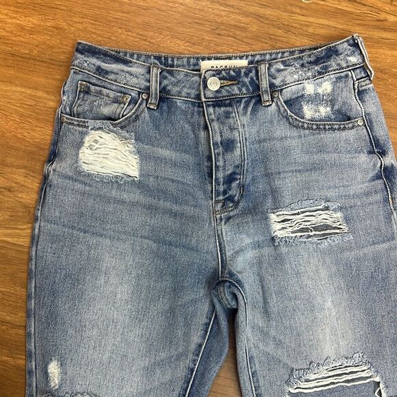 Pacsun Jeans Women Mom Jeans size 26 Bottom Up Distressed, Light Wash Denim - Picture 7 of 10